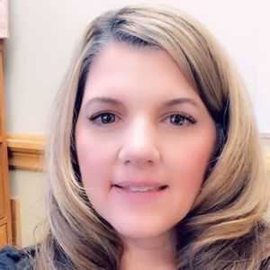 Meet your Posher, Stacy